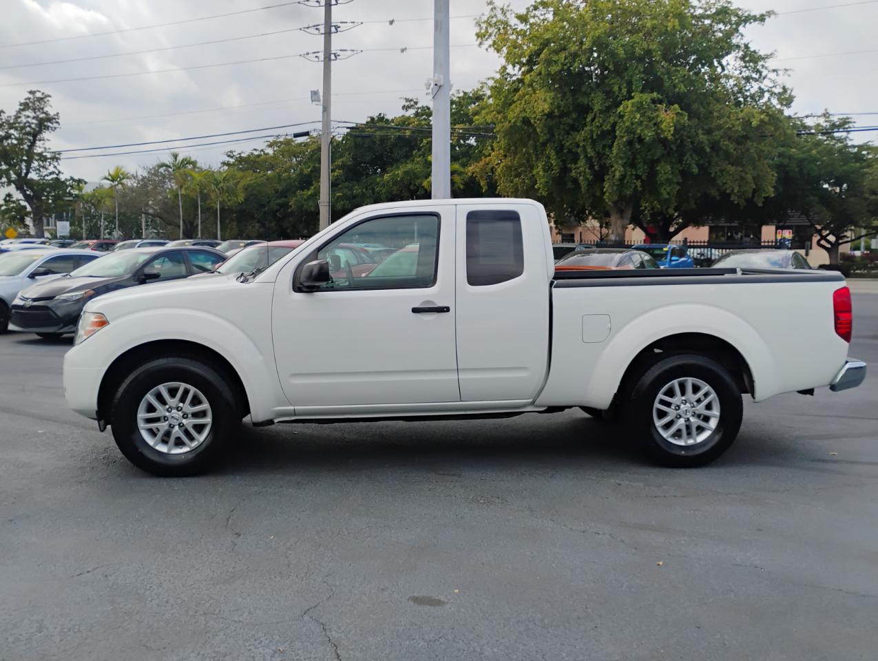 Nissan Frontier Desert Runner King Cab 5AT 2WD 2019