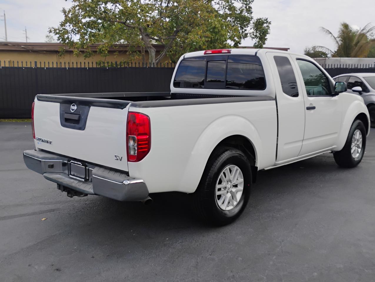 Nissan Frontier Desert Runner King Cab 5AT 2WD 2019
