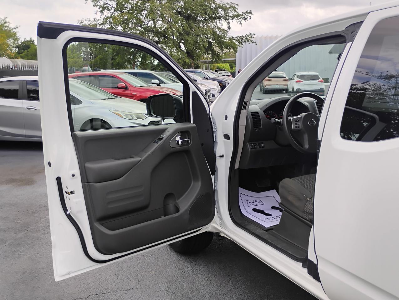 Nissan Frontier Desert Runner King Cab 5AT 2WD 2019