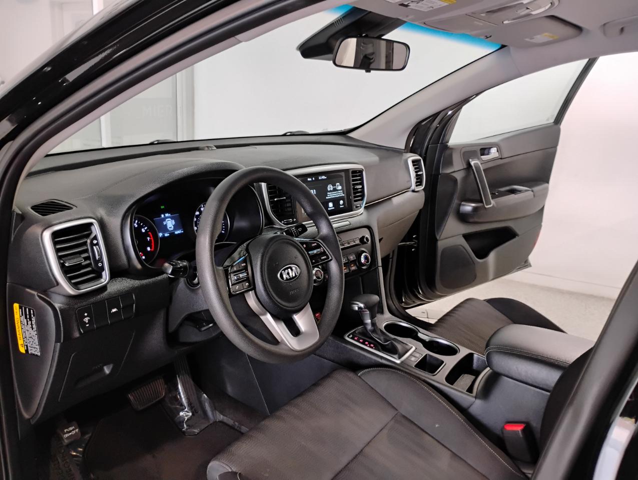 Kia Sportage LX FWD 2021