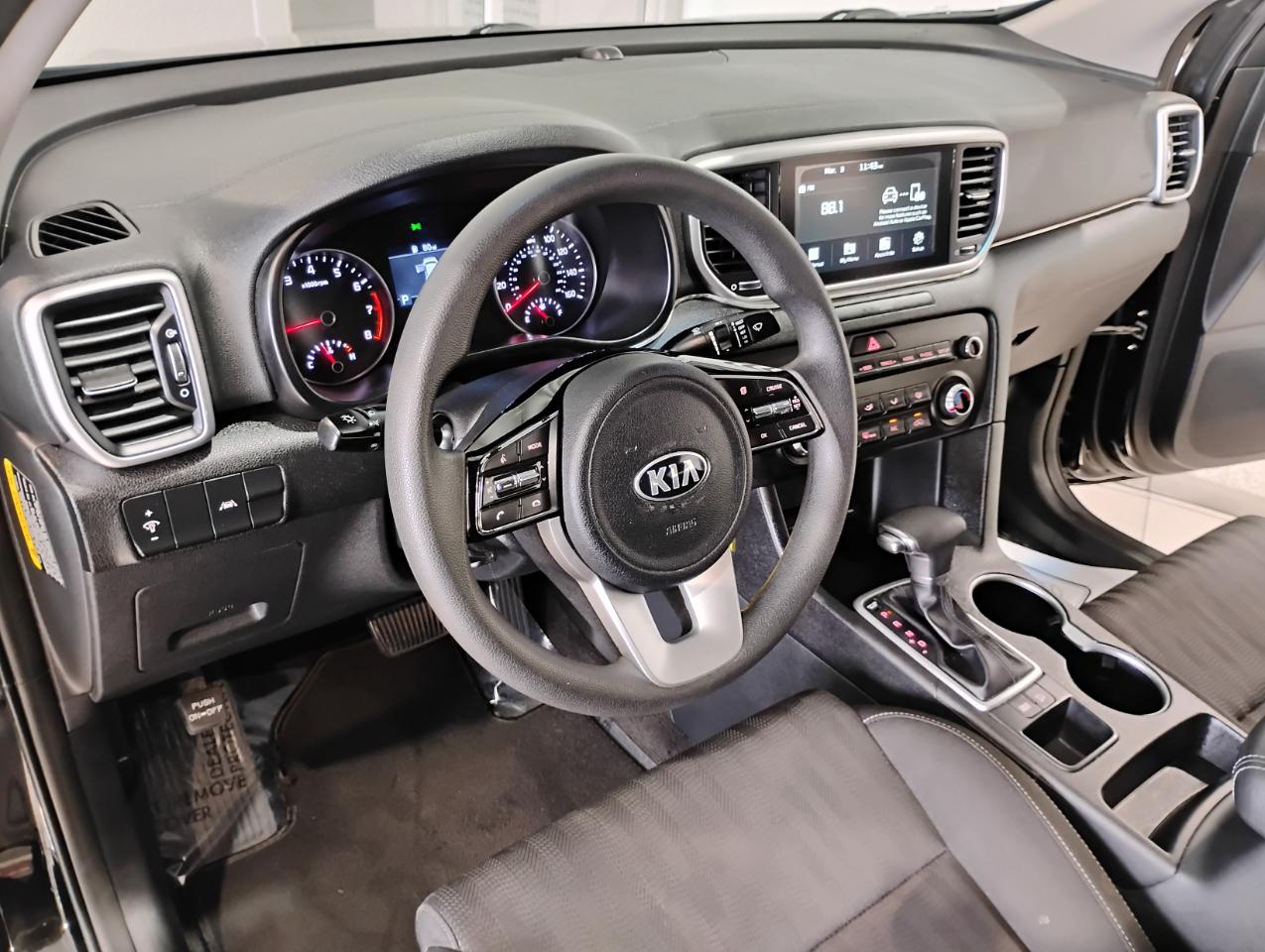 Kia Sportage LX FWD 2021