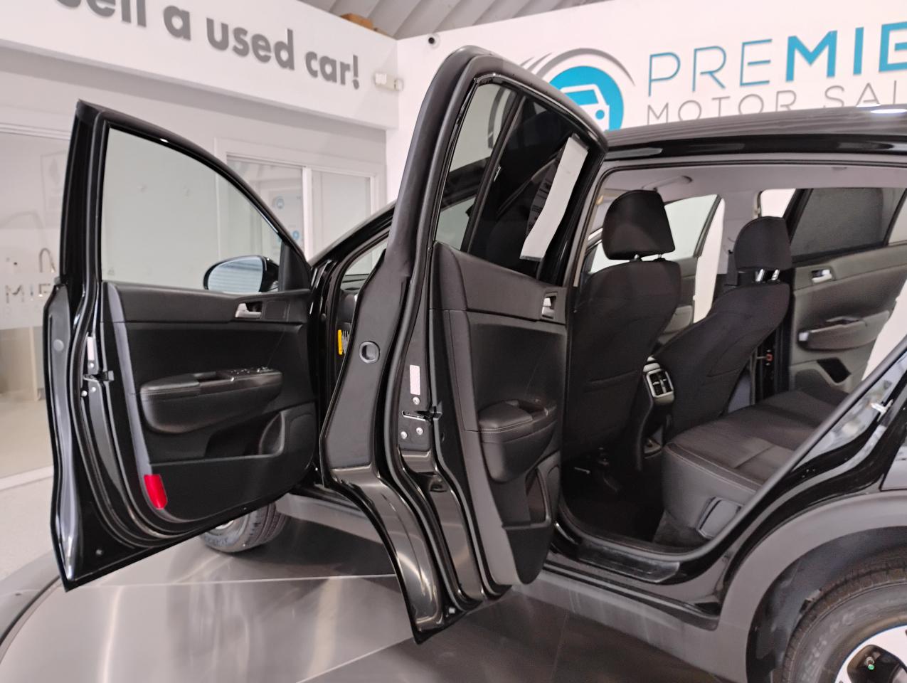 Kia Sportage LX FWD 2021