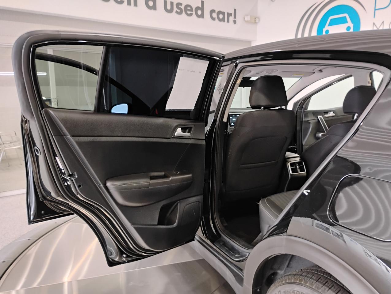 Kia Sportage LX FWD 2021