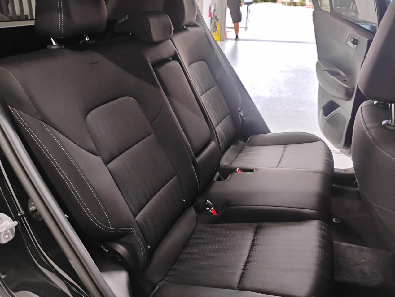 Kia Sportage LX FWD 2021