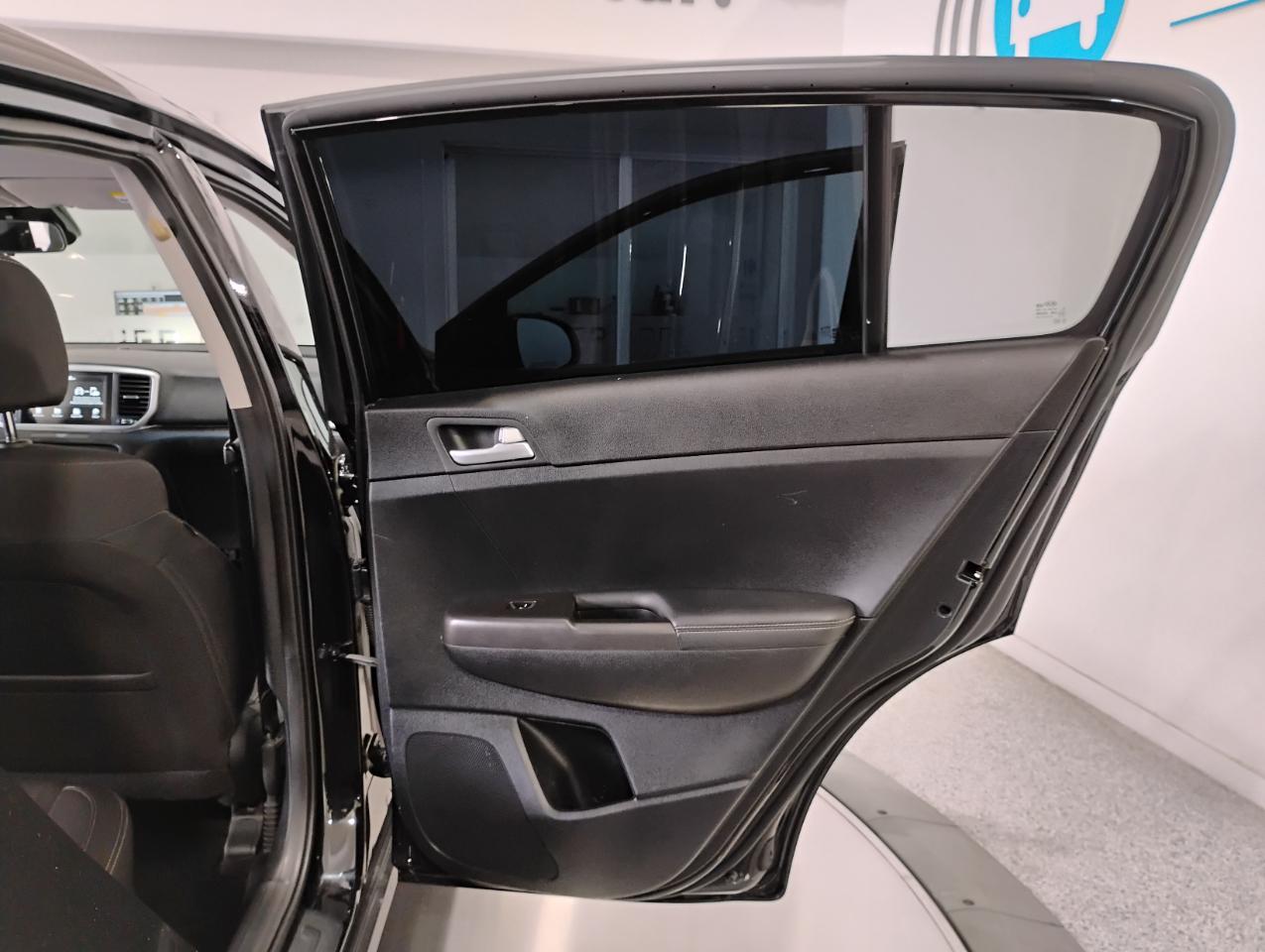 Kia Sportage LX FWD 2021