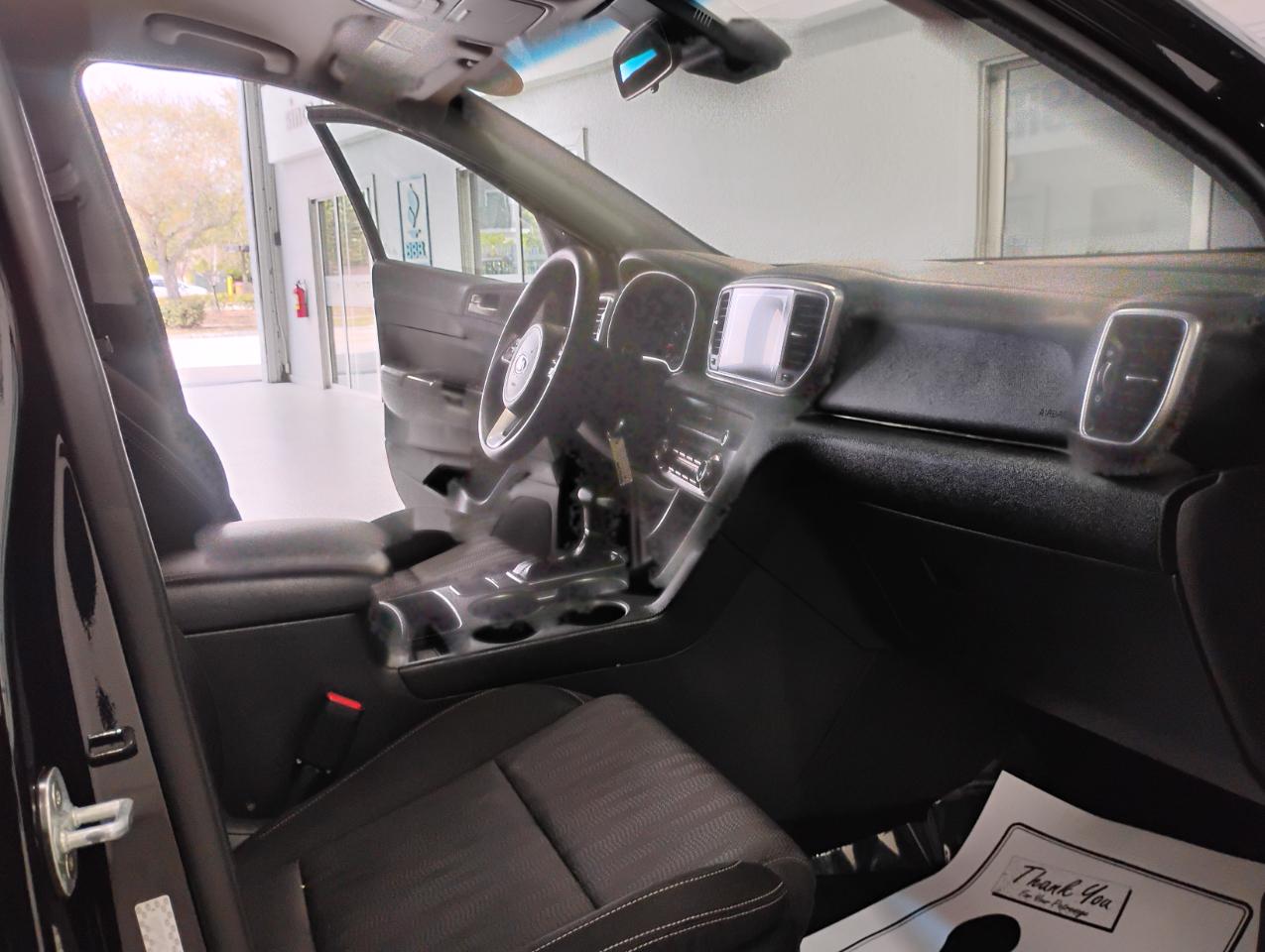 Kia Sportage LX FWD 2021