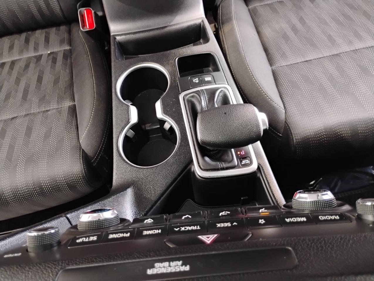 Kia Sportage LX FWD 2021