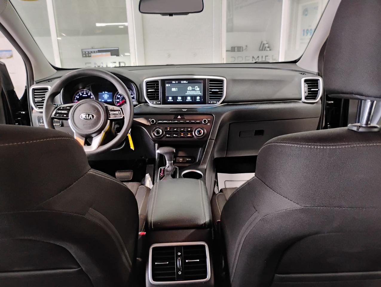 Kia Sportage LX FWD 2021