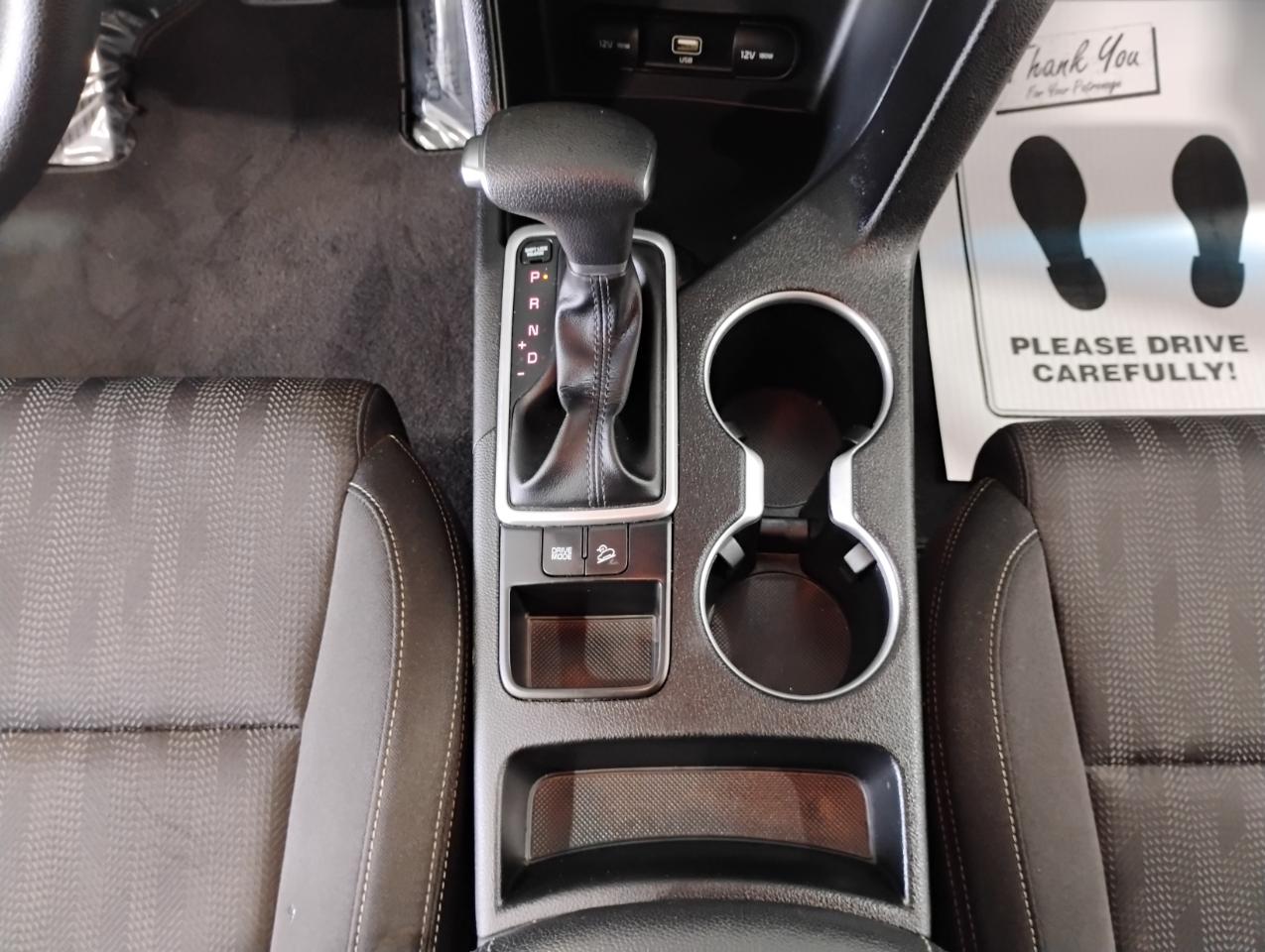 Kia Sportage LX FWD 2021