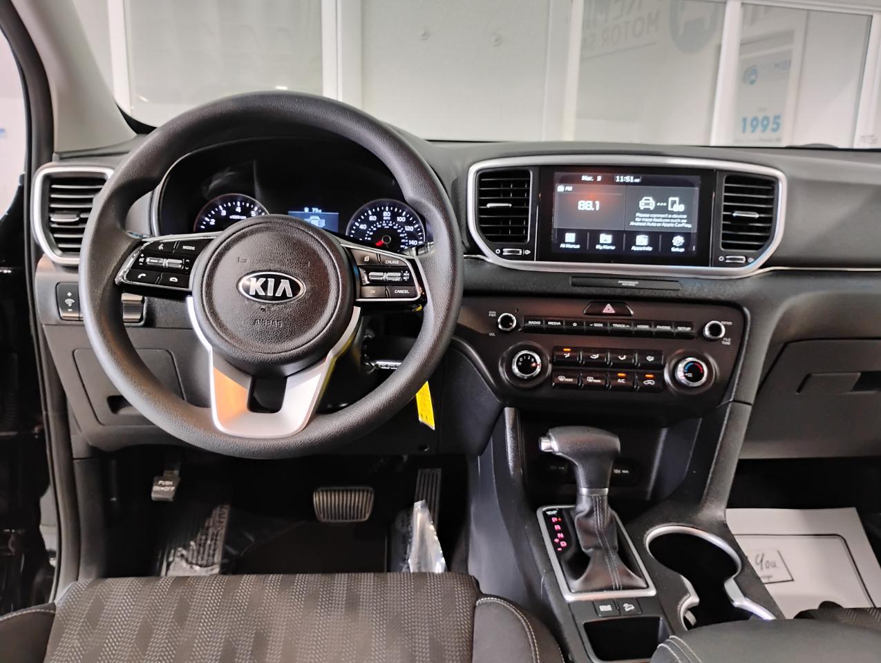 Kia Sportage LX FWD 2021