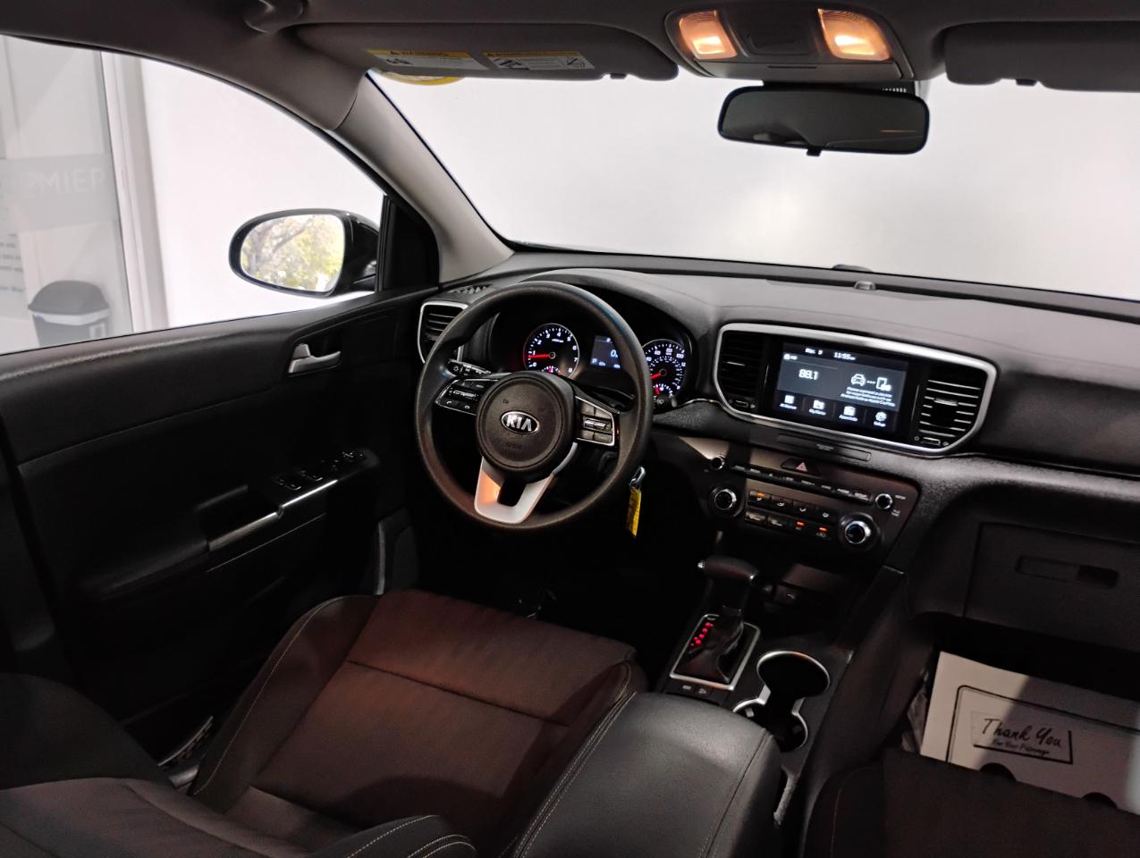 Kia Sportage LX FWD 2021