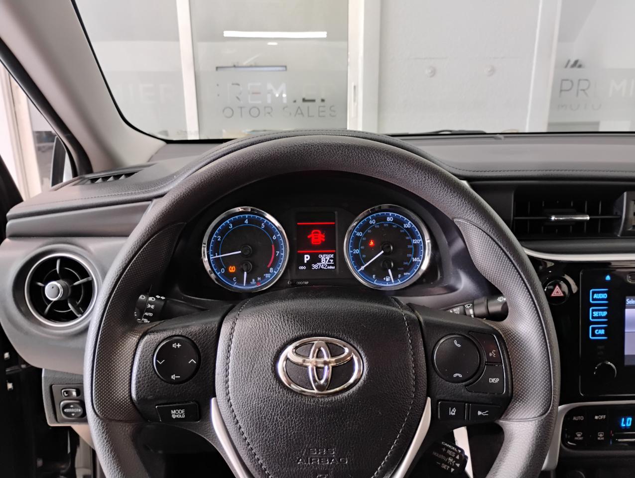 Toyota Corolla L CVT 2018