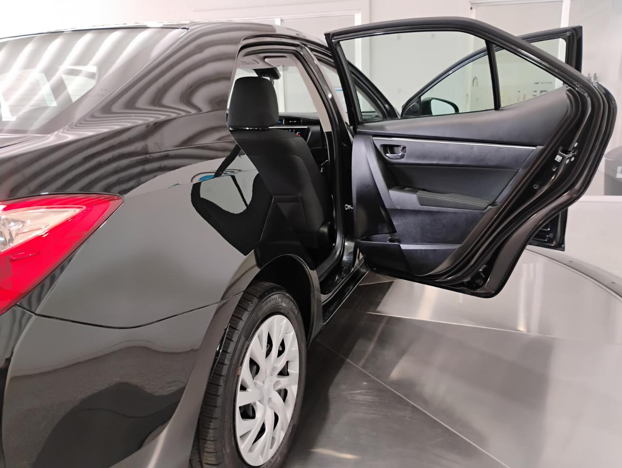 Toyota Corolla L CVT 2018