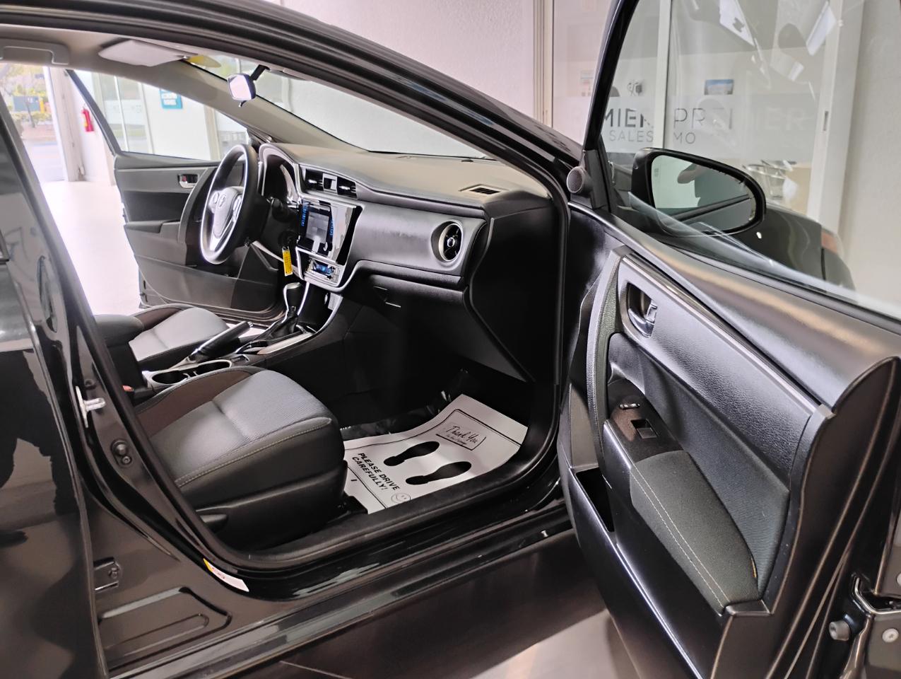 Toyota Corolla L CVT 2018