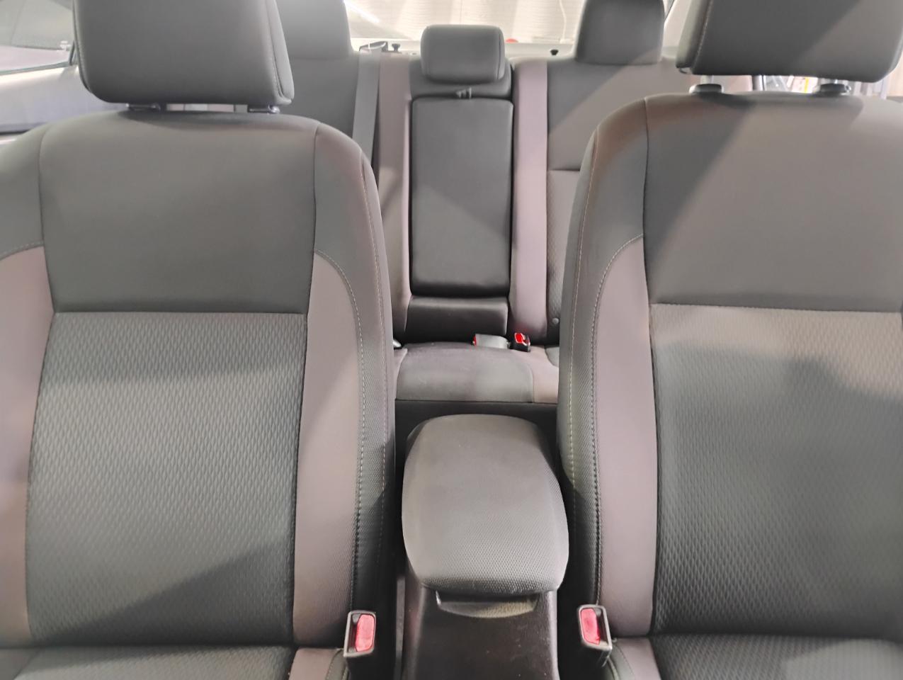 Toyota Corolla L CVT 2018