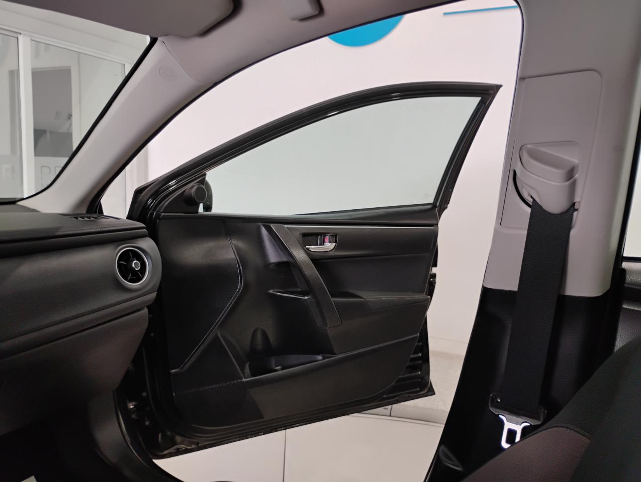 Toyota Corolla L CVT 2018