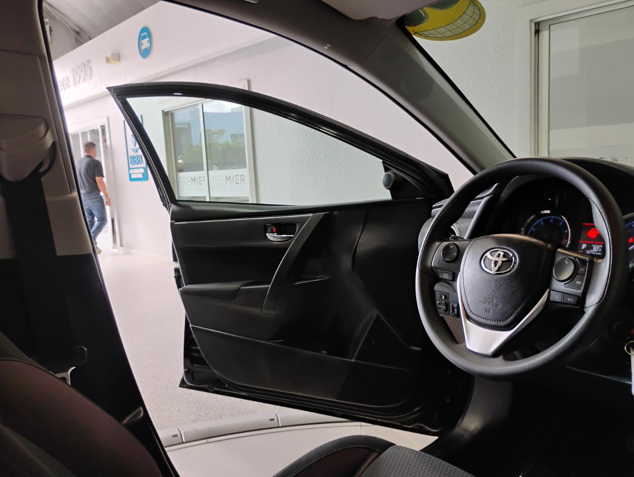 Toyota Corolla L CVT 2018