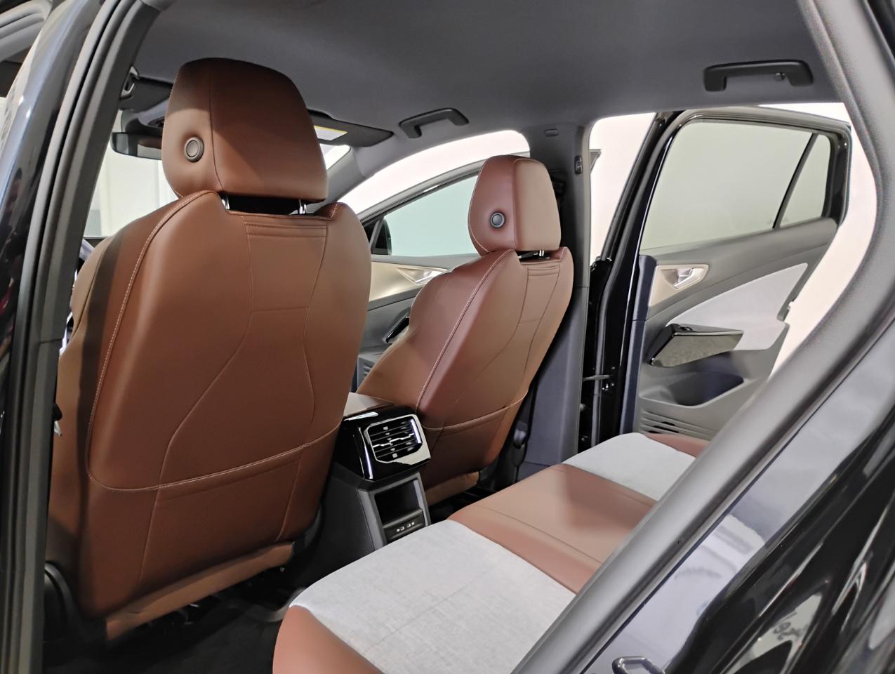 Volkswagen ID.4 Pro 2024