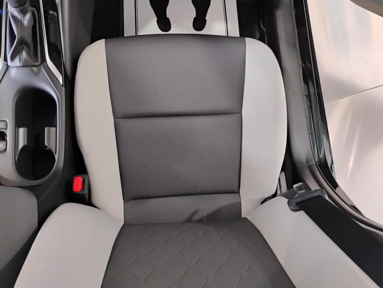 Toyota Corolla LE 2026