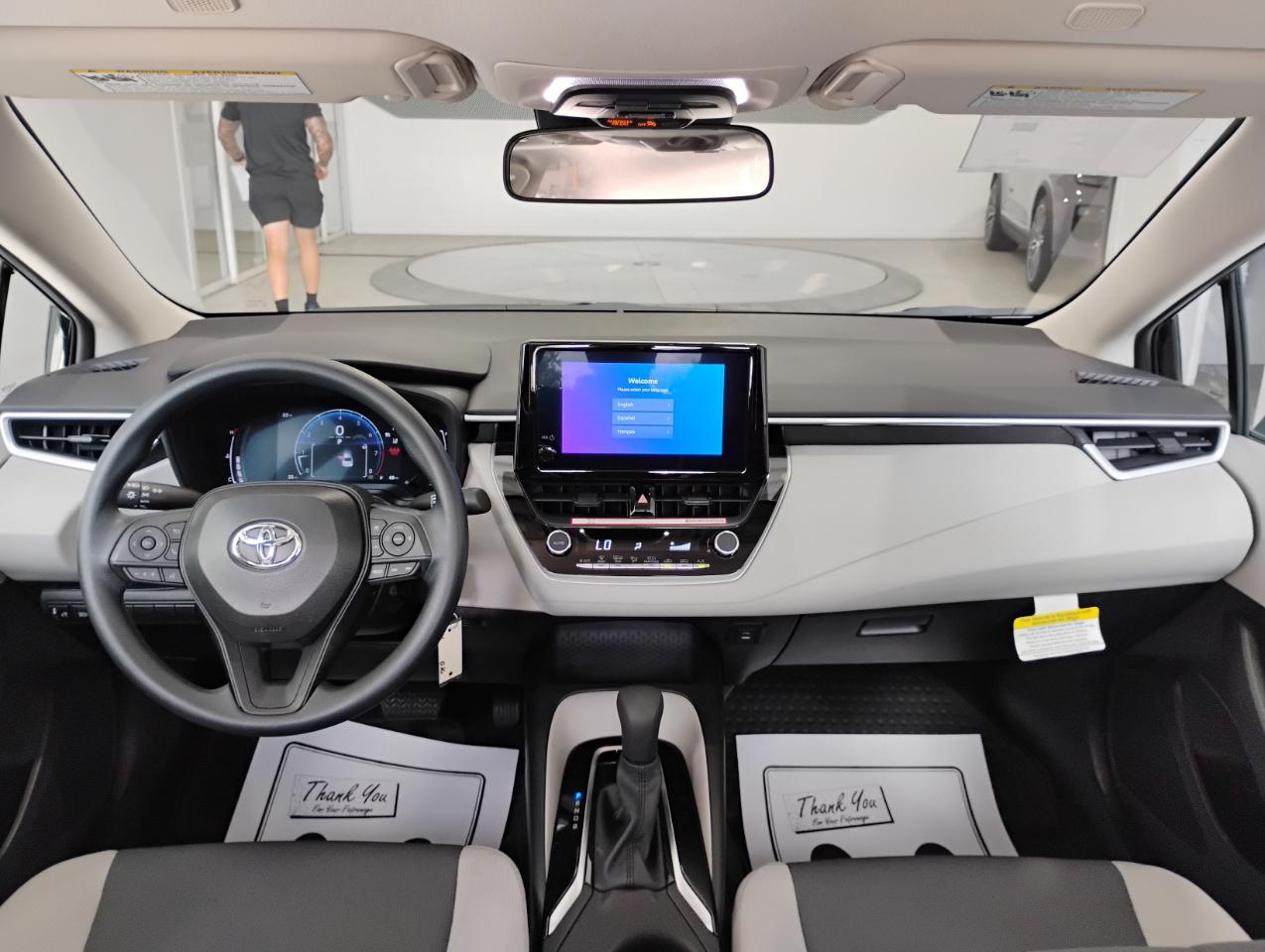 Toyota Corolla LE 2026