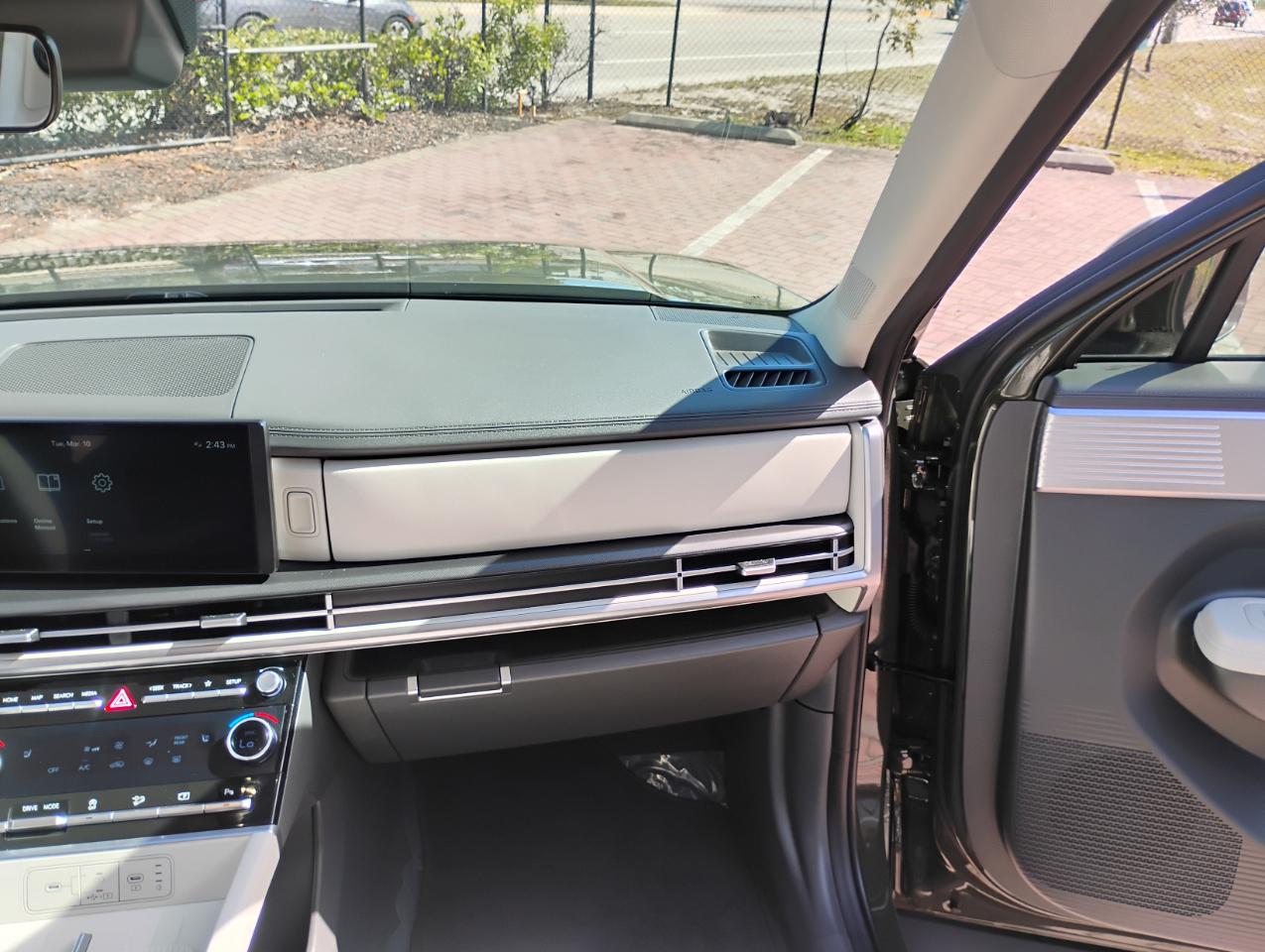 Hyundai Santa Fe SEL 2024