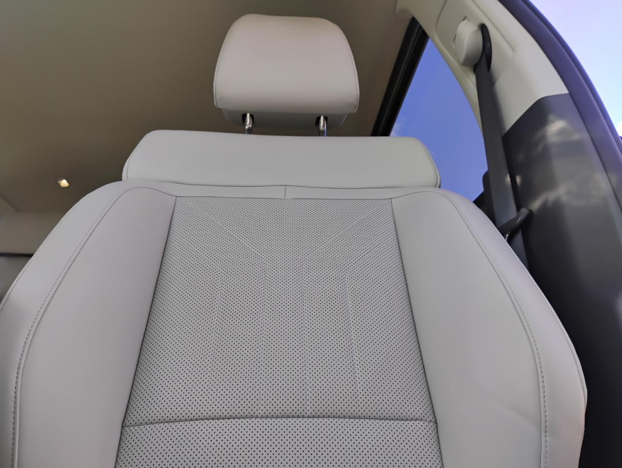 Hyundai Santa Fe SEL 2024