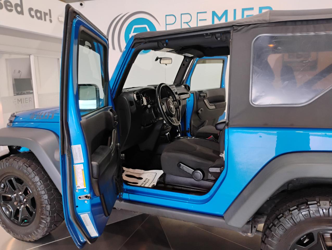 Jeep Wrangler Sport 4WD 2015