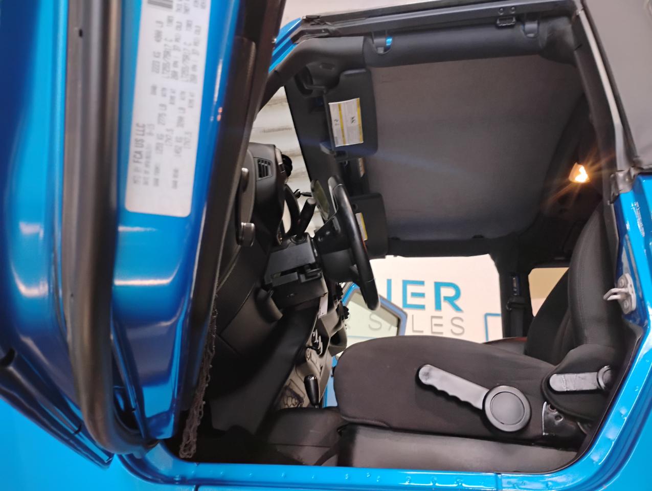 Jeep Wrangler Sport 4WD 2015