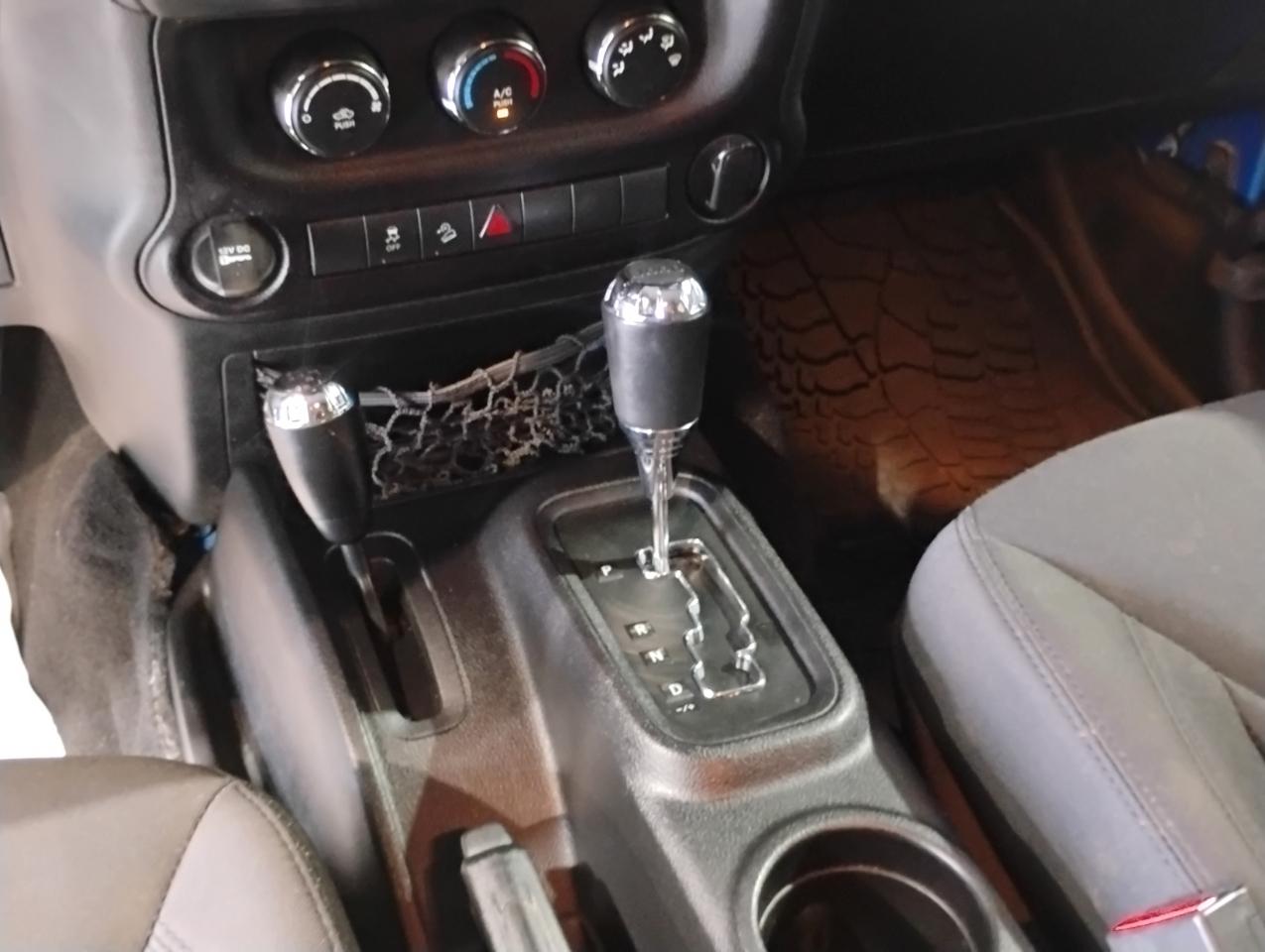 Jeep Wrangler Sport 4WD 2015