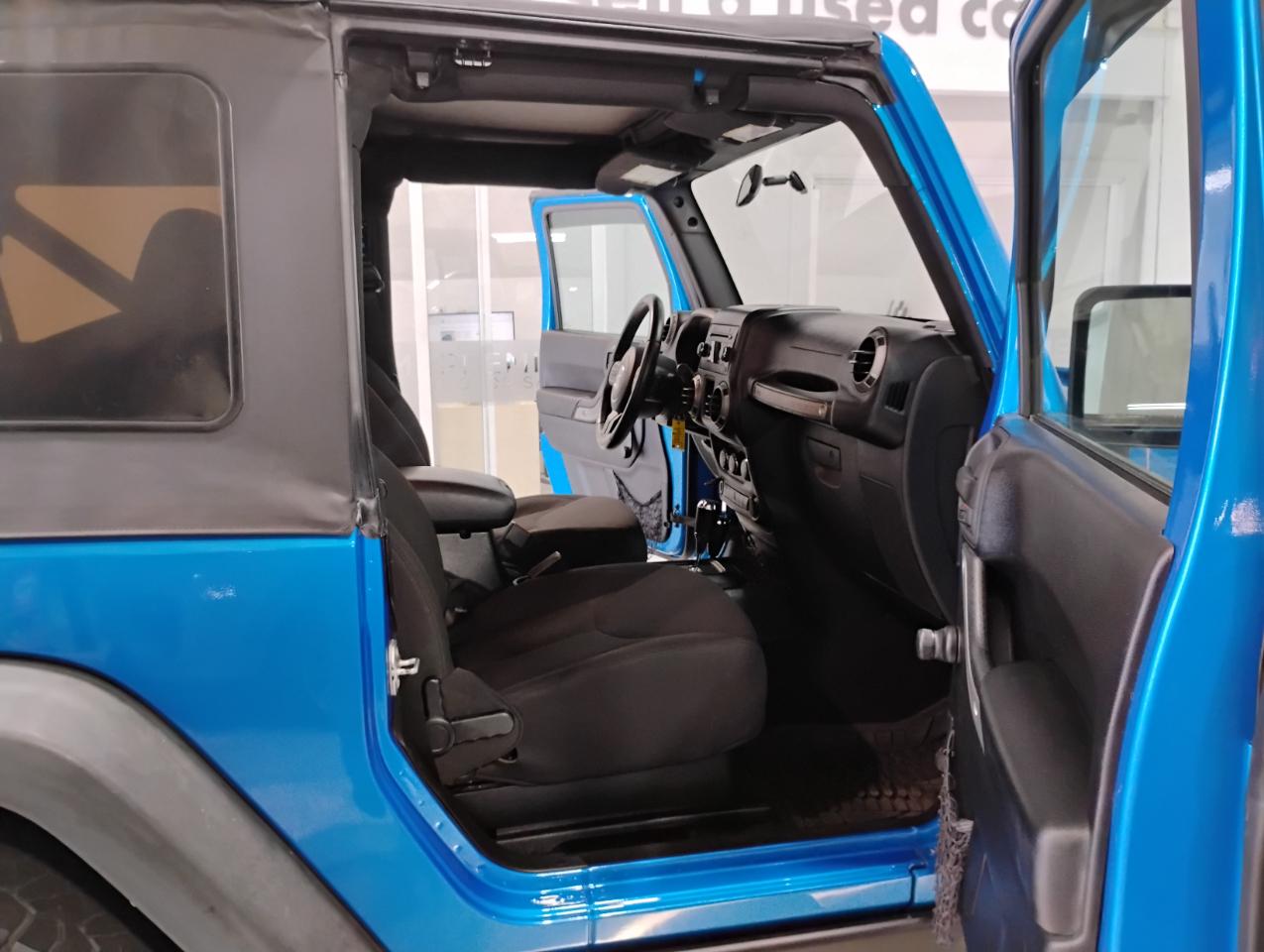 Jeep Wrangler Sport 4WD 2015