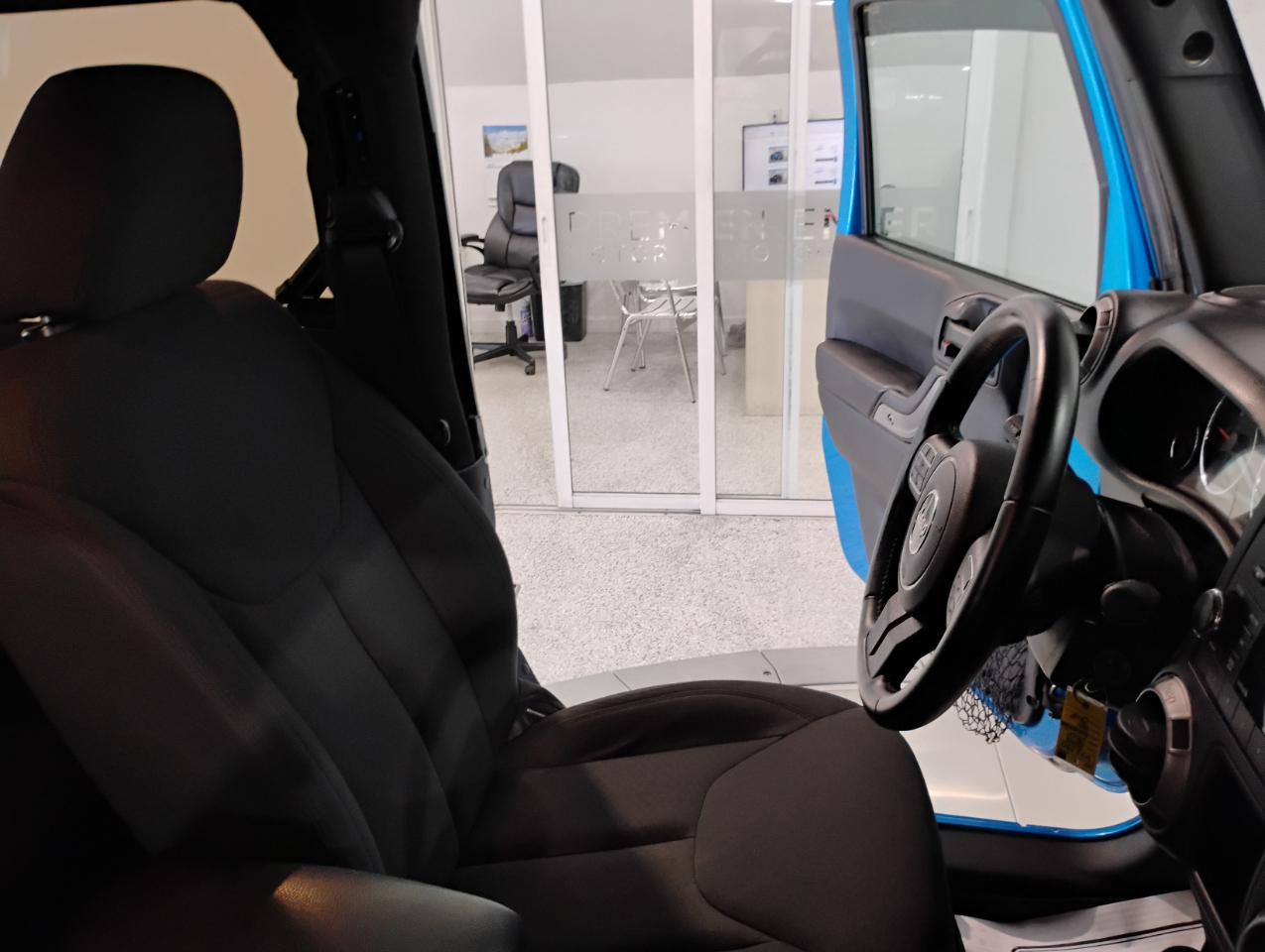 Jeep Wrangler Sport 4WD 2015