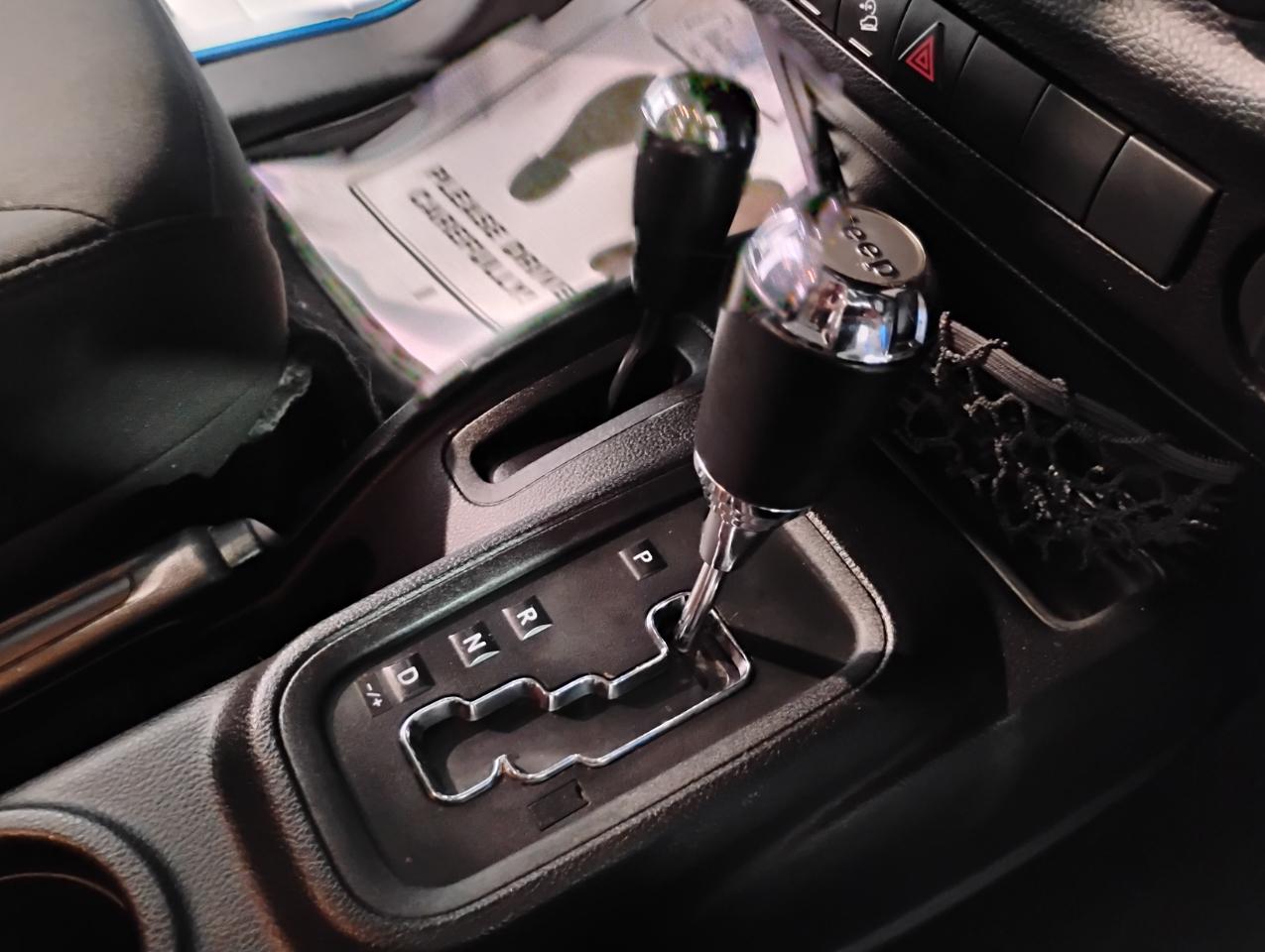 Jeep Wrangler Sport 4WD 2015