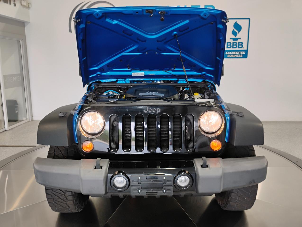 Jeep Wrangler Sport 4WD 2015