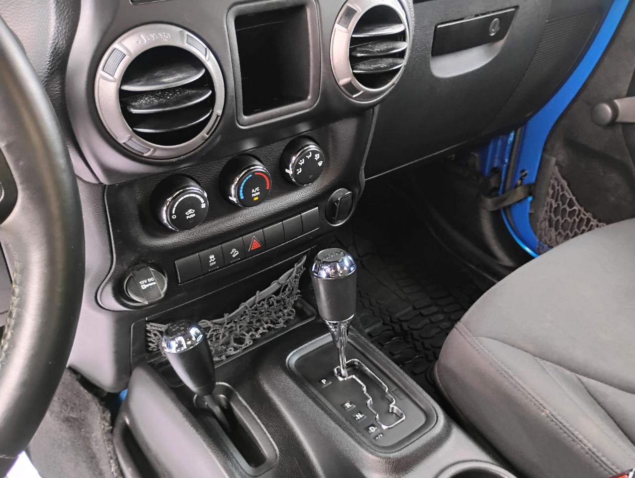 Jeep Wrangler Sport 4WD 2015