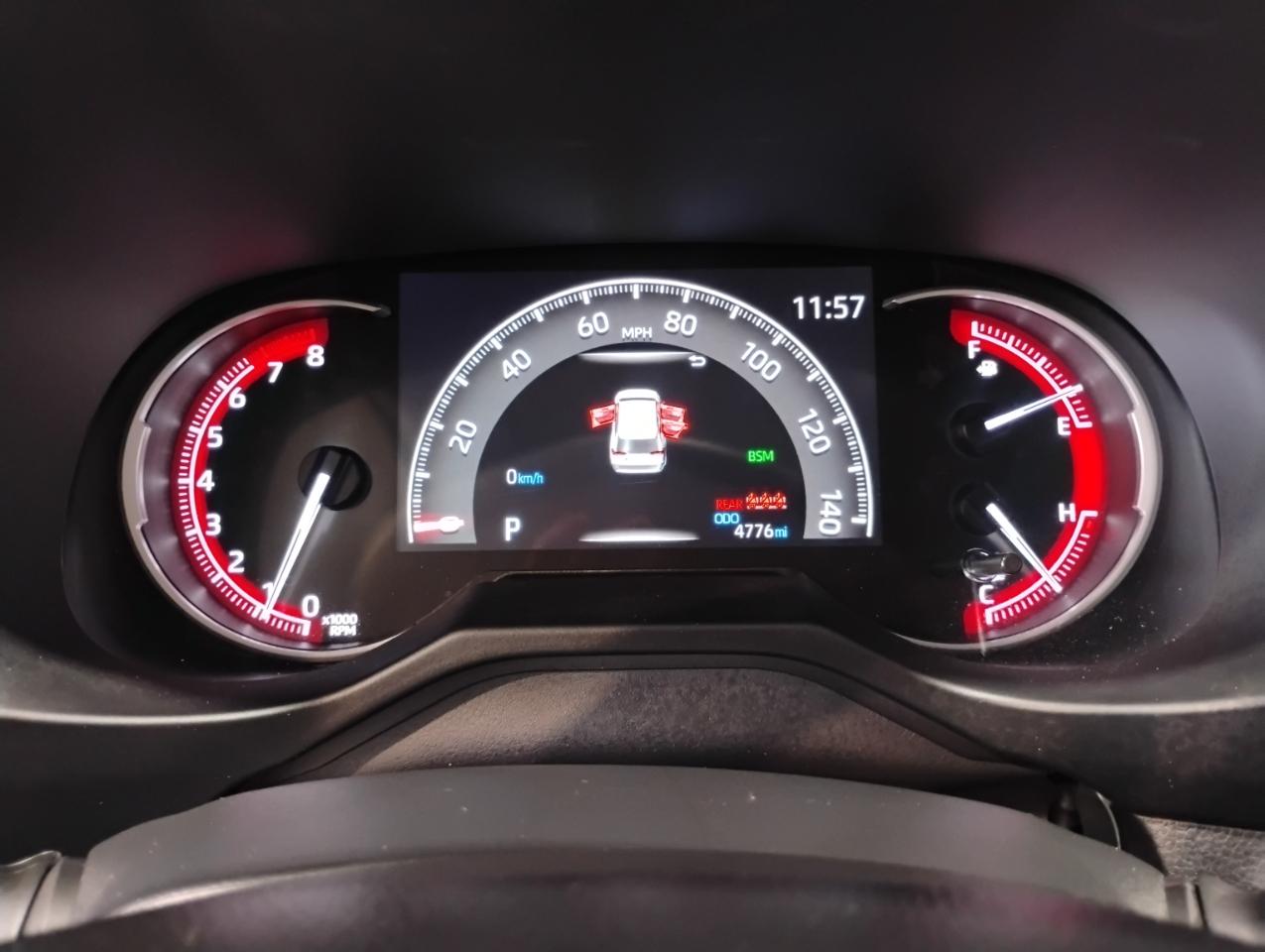 Toyota RAV4 XLE 2025