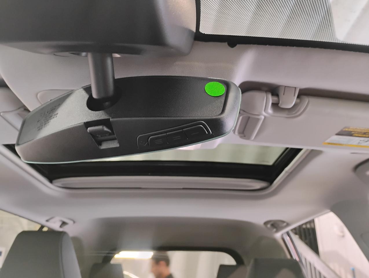 Toyota RAV4 XLE 2025