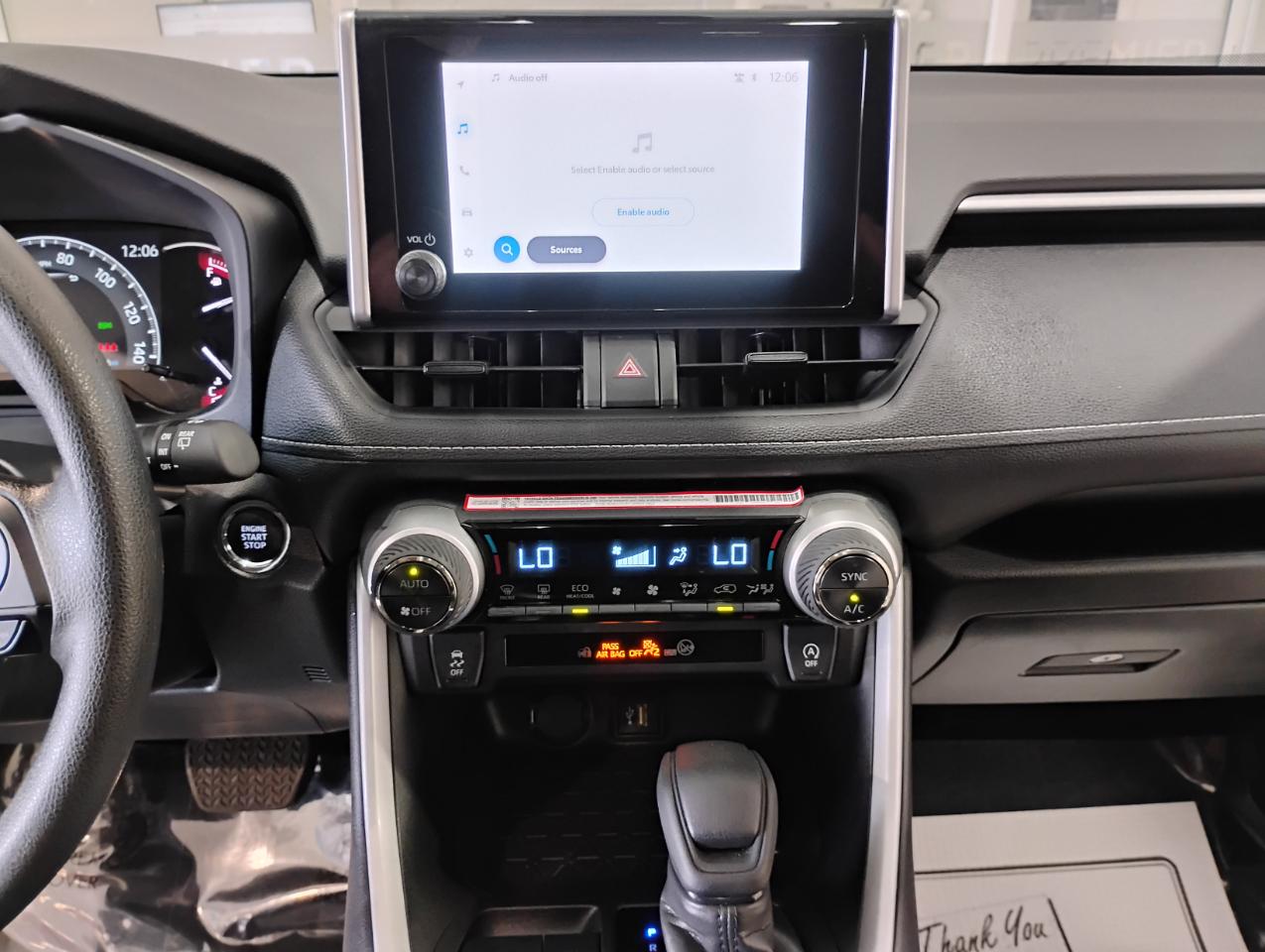 Toyota RAV4 XLE 2025