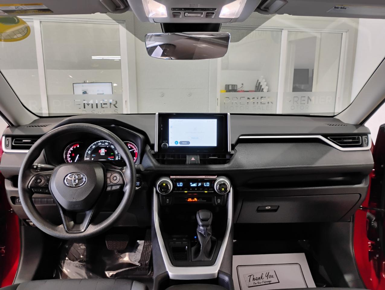 Toyota RAV4 XLE 2025