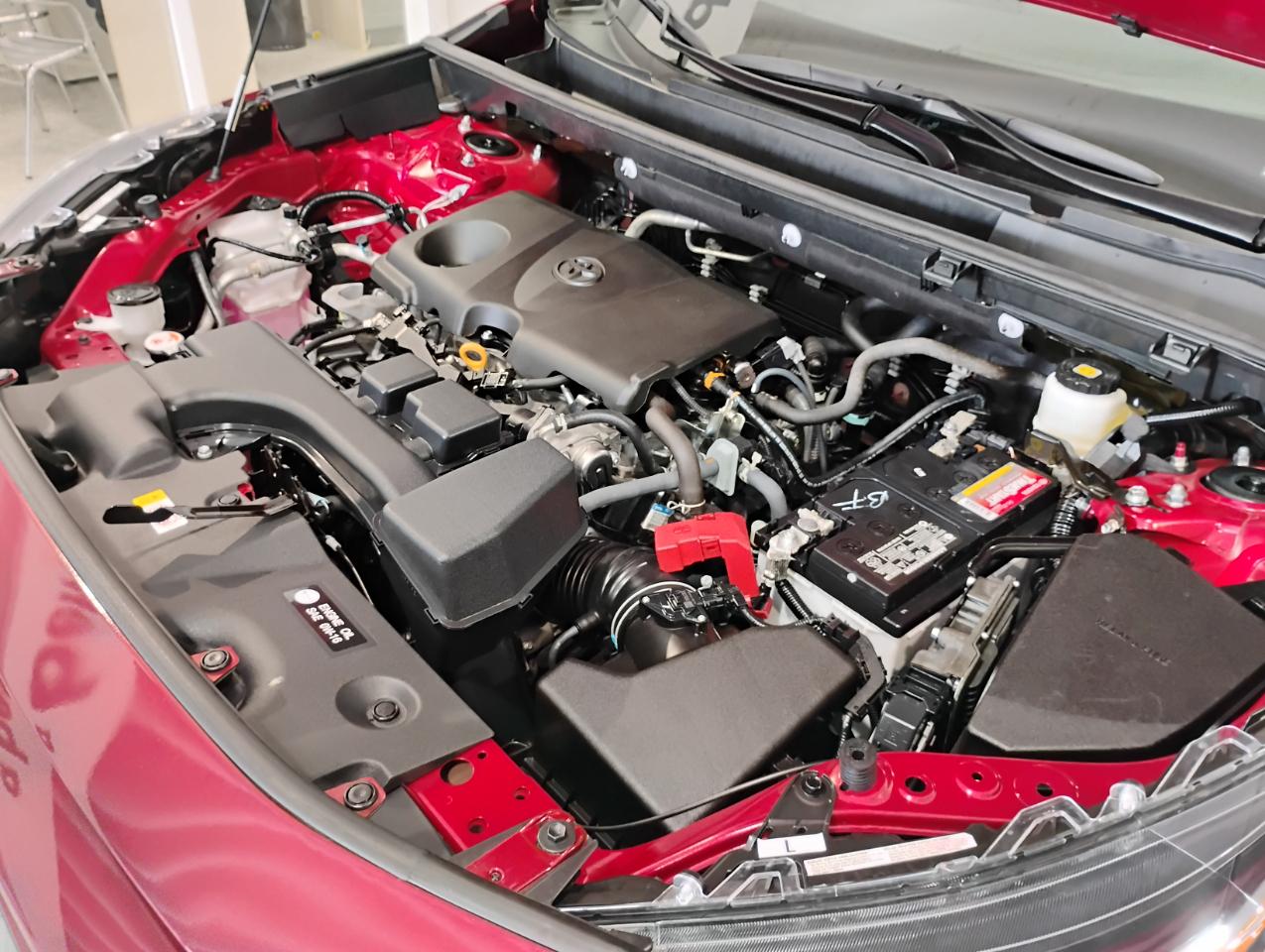 Toyota RAV4 XLE 2025