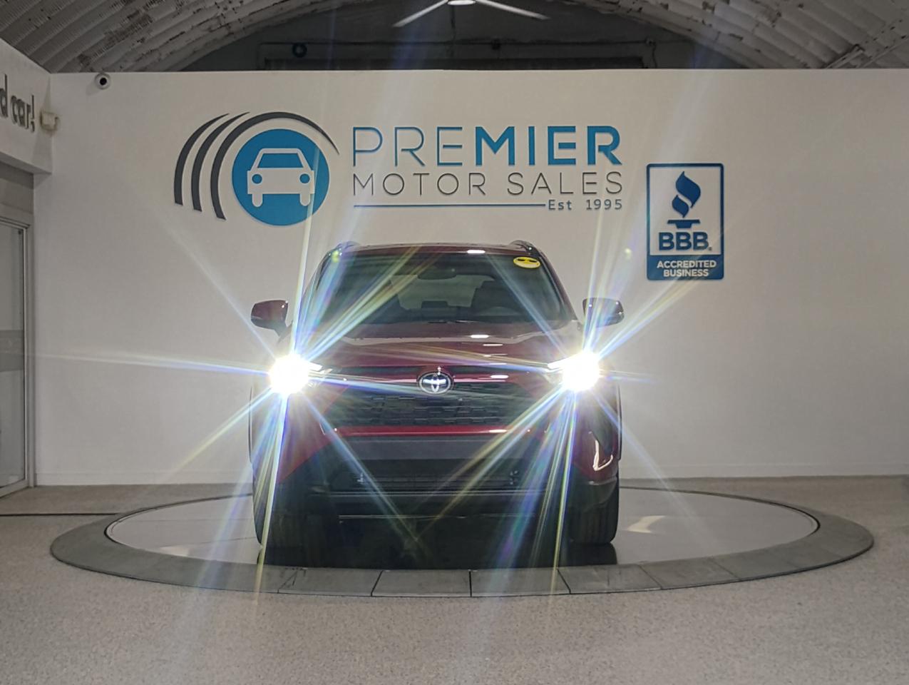 Toyota RAV4 XLE 2025