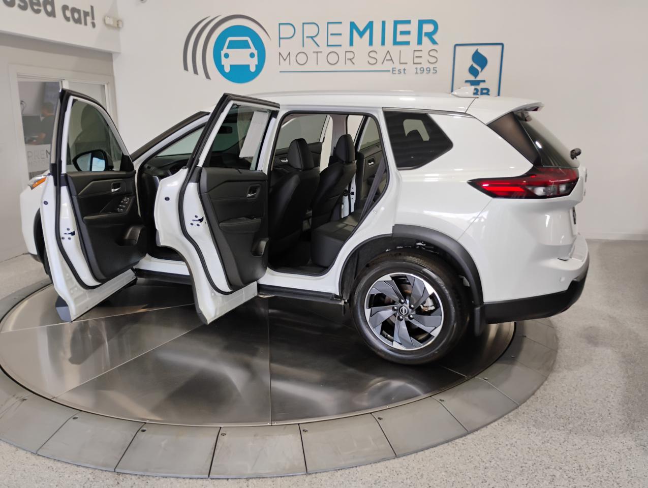 Nissan Rogue SV 2025