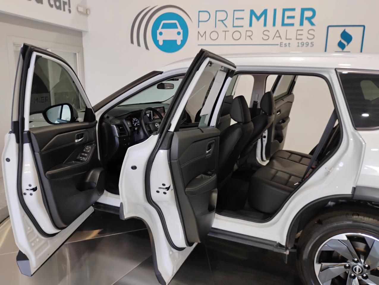 Nissan Rogue SV 2025