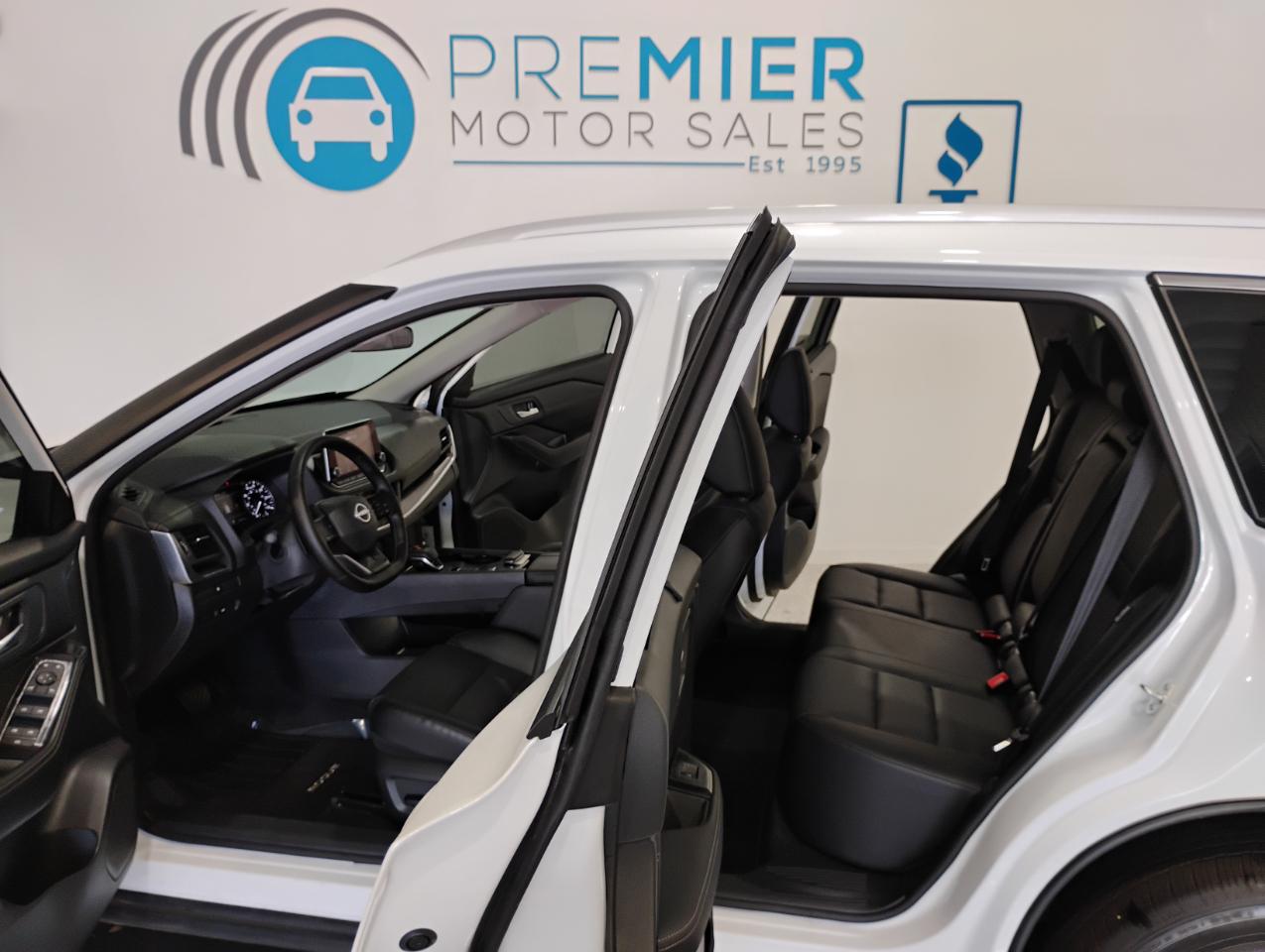 Nissan Rogue SV 2025