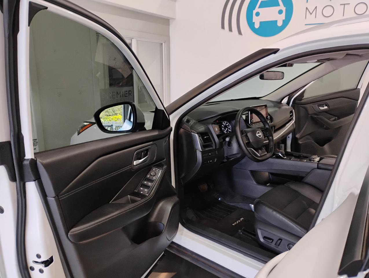 Nissan Rogue SV 2025