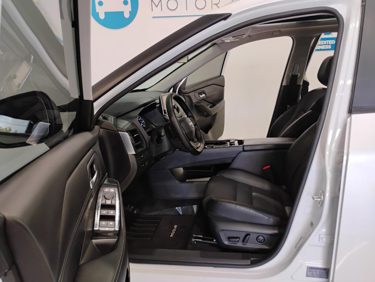 Nissan Rogue SV 2025