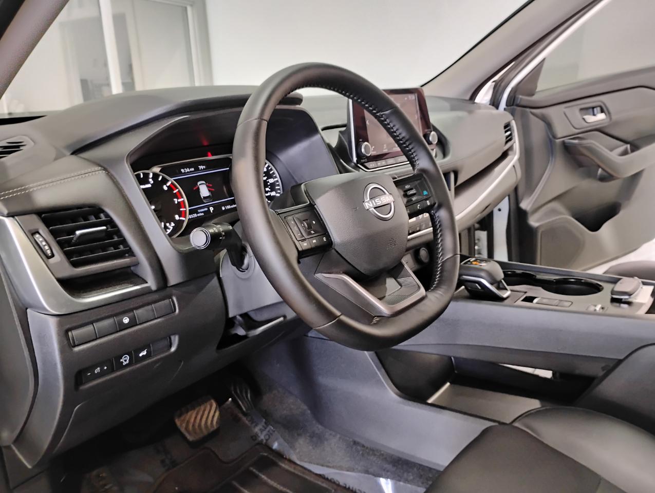 Nissan Rogue SV 2025