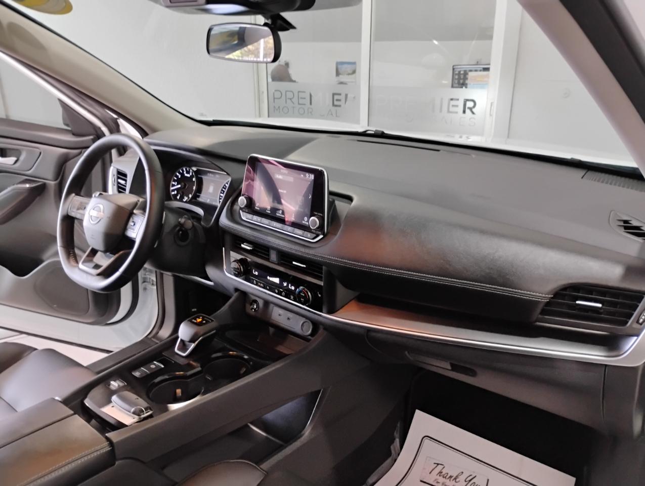 Nissan Rogue SV 2025