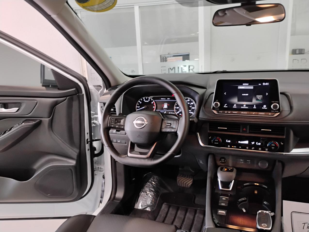 Nissan Rogue SV 2025