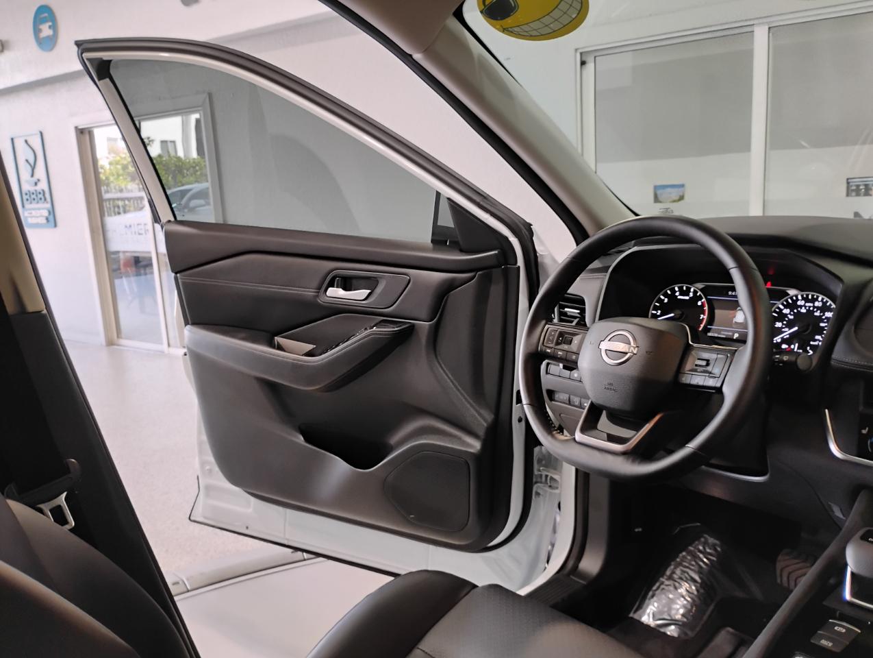 Nissan Rogue SV 2025