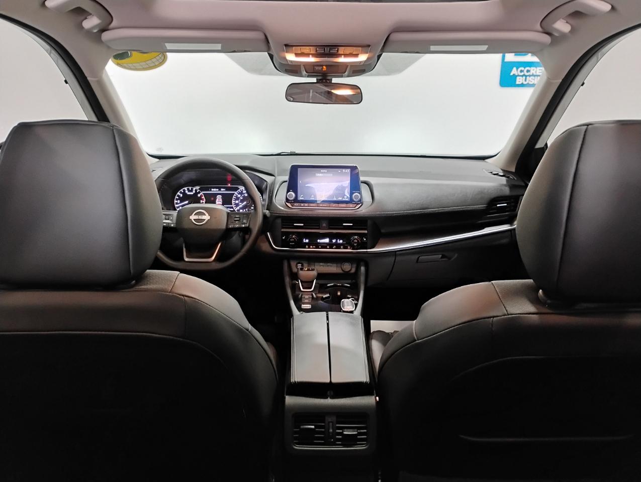 Nissan Rogue SV 2025